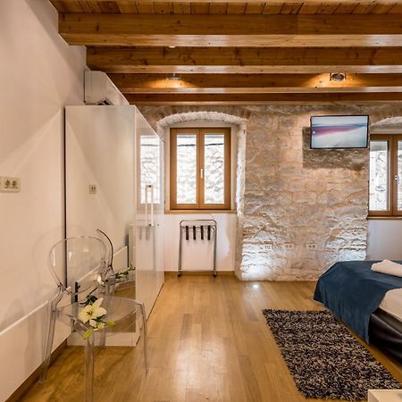 Villa Marta - Stone House In The Center - Split Bagian luar foto