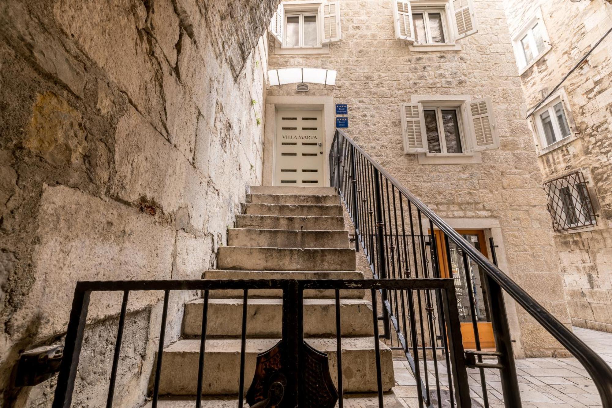 Villa Marta - Stone House In The Center - Split Bagian luar foto