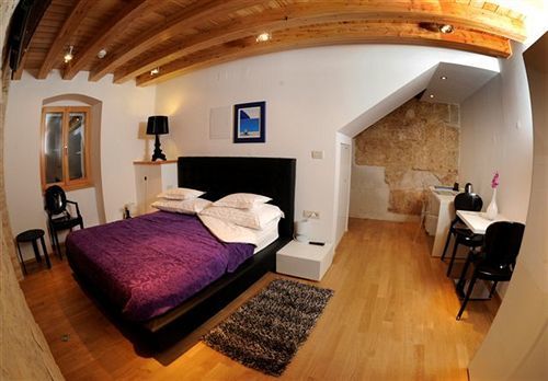 Villa Marta - Stone House In The Center - Split Bagian luar foto